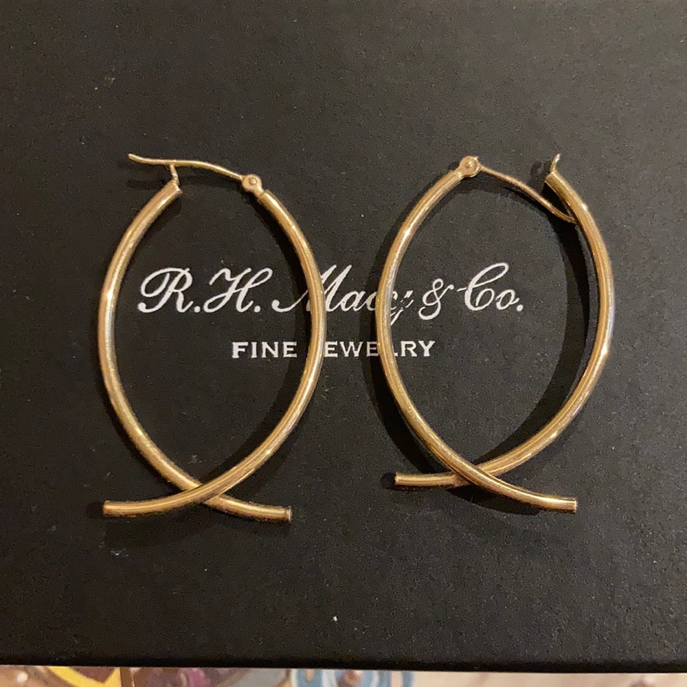 14k Gold dainty earrings